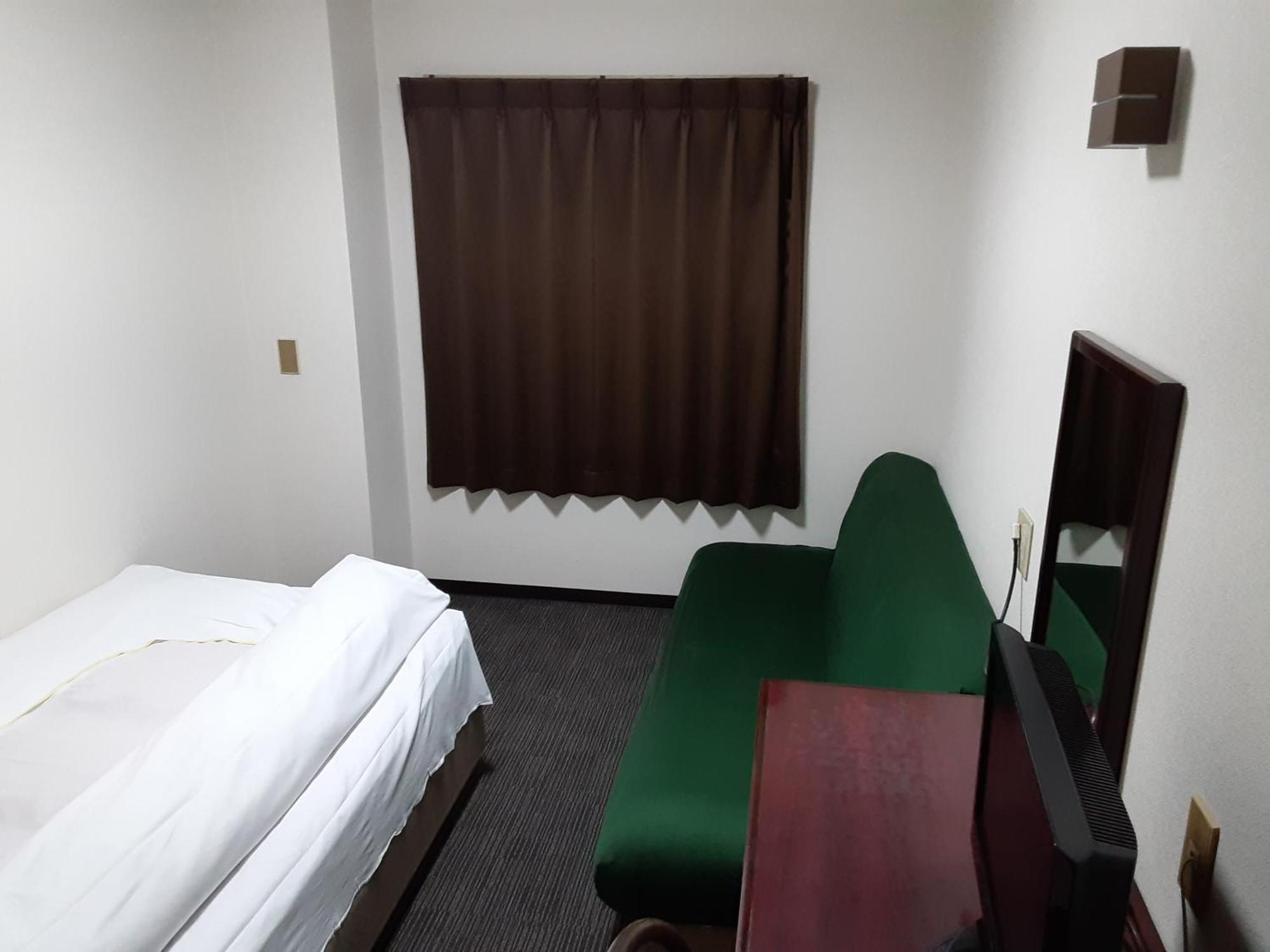 Aoi Business Hotel فوكوياما المظهر الخارجي الصورة