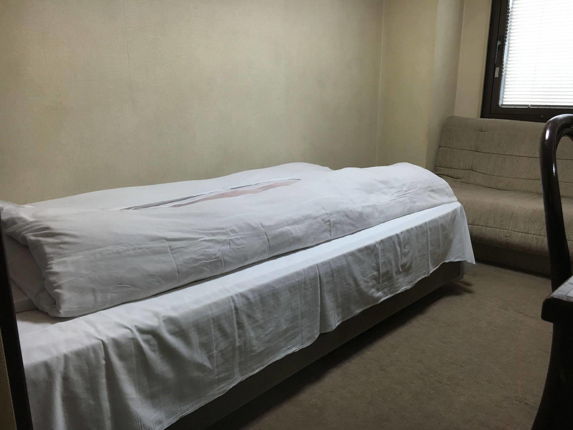 Aoi Business Hotel فوكوياما المظهر الخارجي الصورة